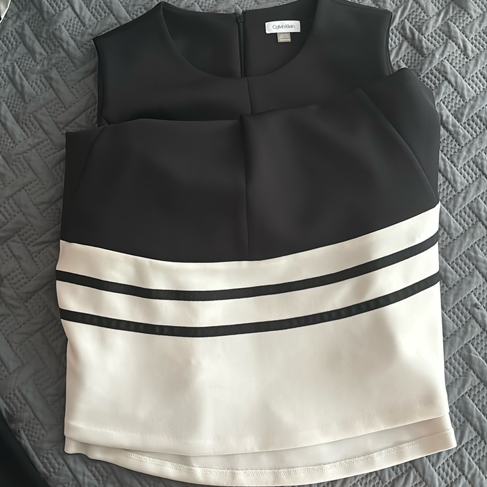 Women’s Calvin Klein tea length dress. Size 22W.